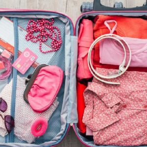 Gak Perlu Banyak Barang, Ini Tips Packing Ringan Budget yang Wajib Dicoba